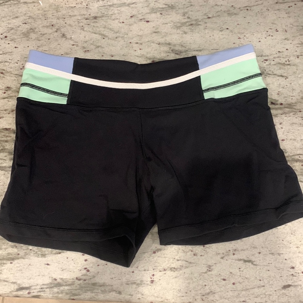 Size 10 Lululemon shorts workout gym athletic sport